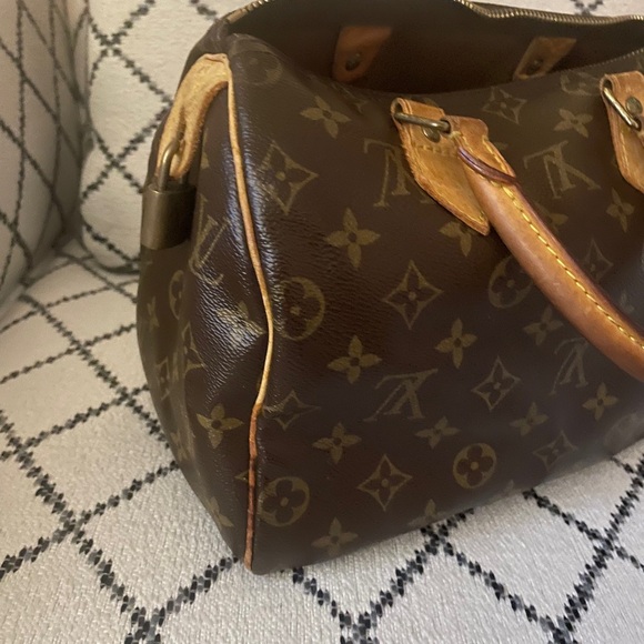 Louis Vuitton Speedy 25 Monogram Leather Satchel (Vintage) - Picture 5 of 9
